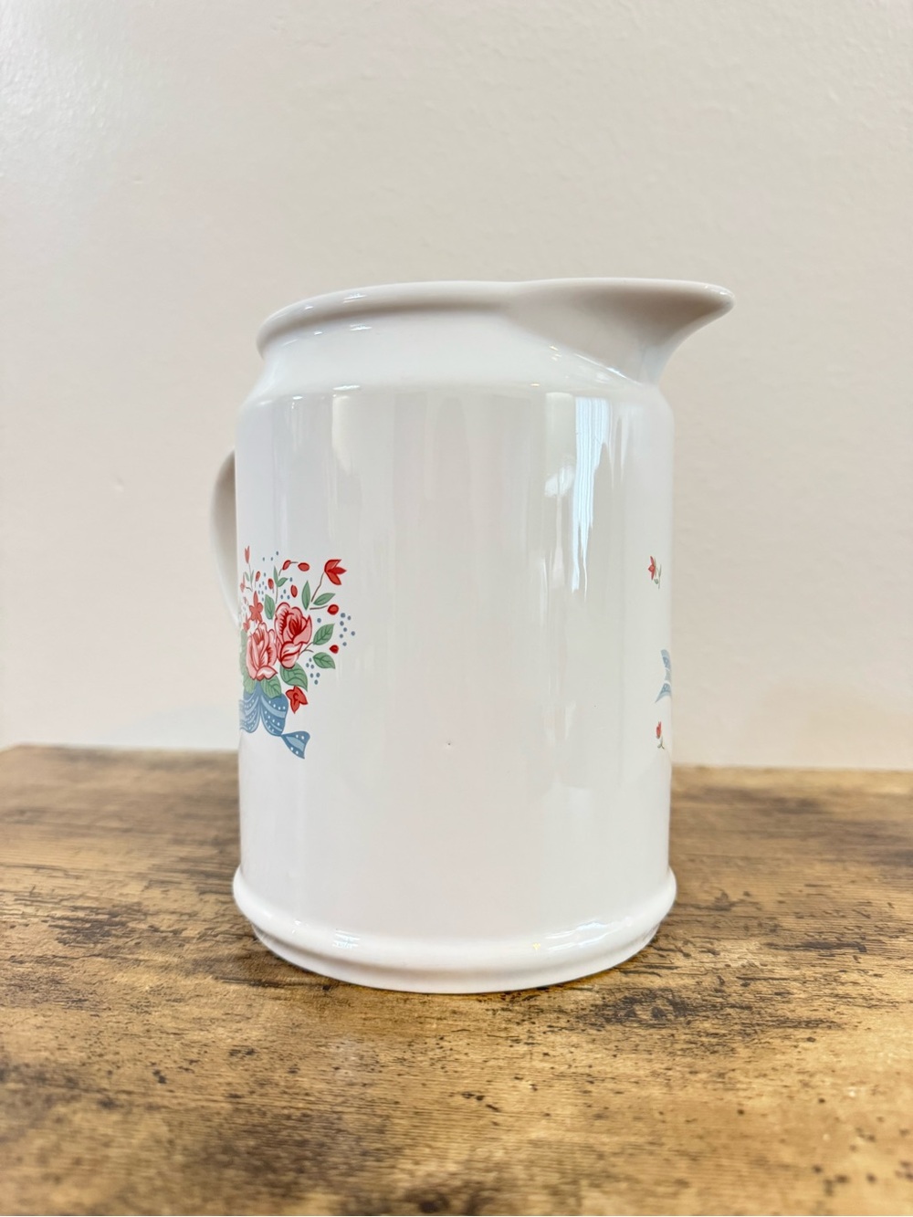 White Ceramic Floral Pitcher | Red Roses Blue Ribbon - Picture 6 of 12